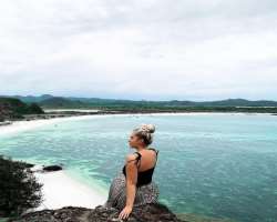She is a nature admirer and enjoys seeing natural sites.